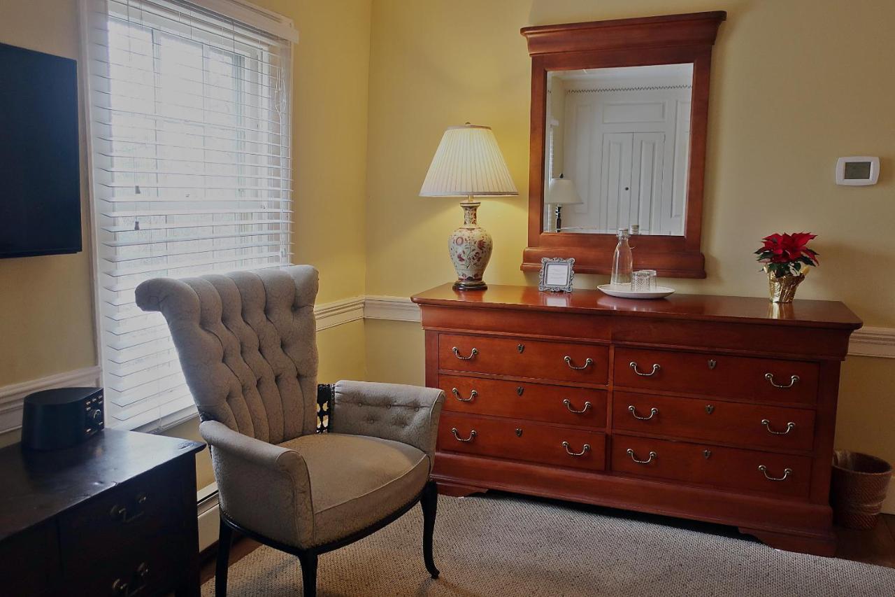 At Glencairn Bed & Breakfast Princeton